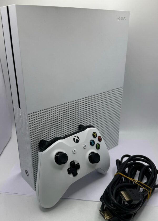 499867 6 CONSOLA XBOX ONE S 500GB + MANDO + CABLES