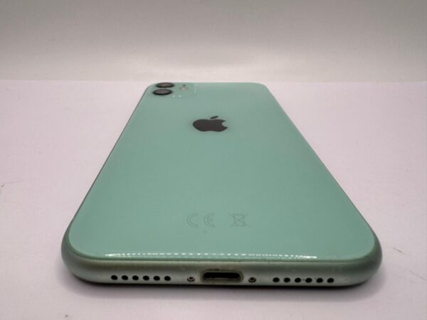 501045 4 MOVIL IPHONE 11 64GB VERDE