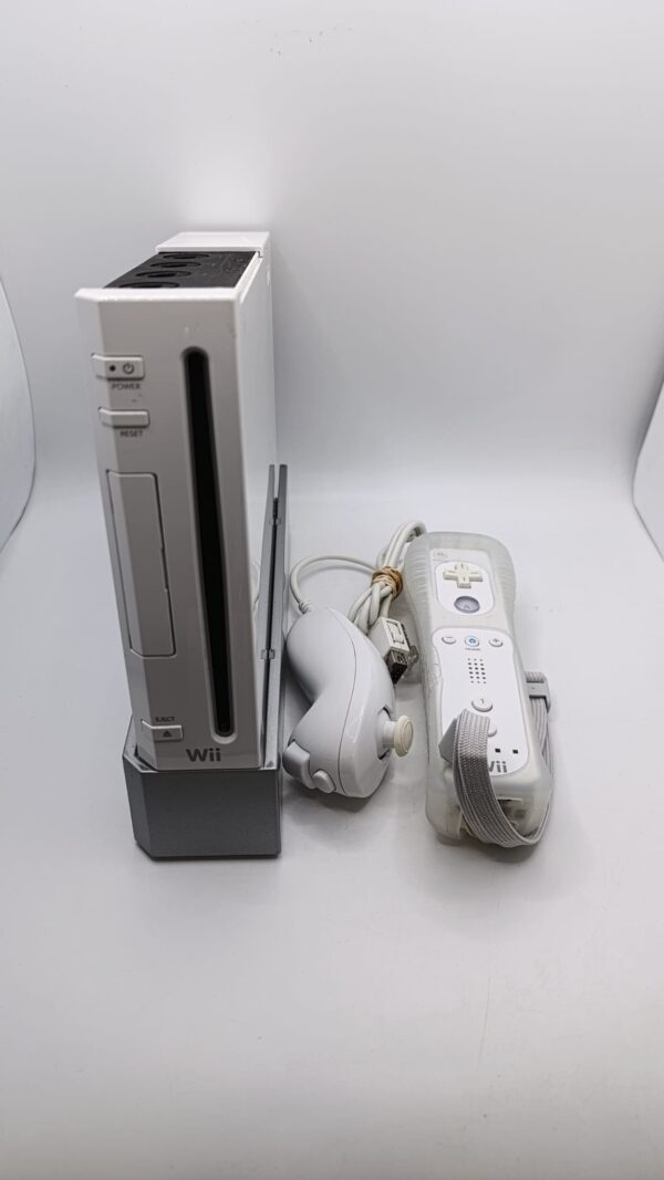 501274 3 CONSOLA WII + CABLES + MANDOS