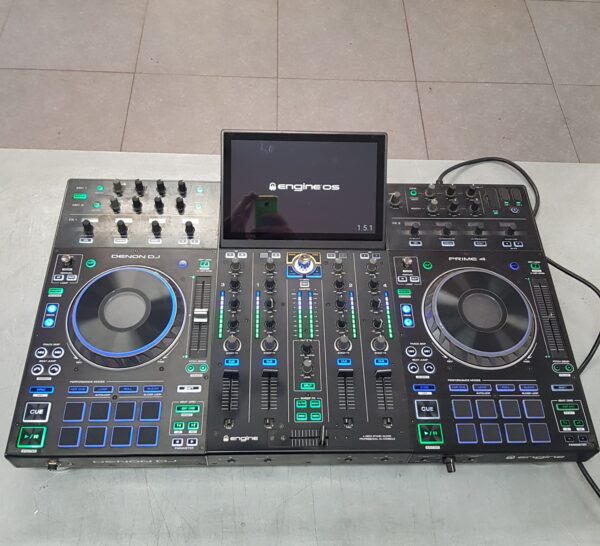 502423 1 CONSOLA DJ INDEPENDIENTE DENON DJ PRIME 4 - 4 CANALES - USB, WIFI - FALTA UN EMBELLECEDOR