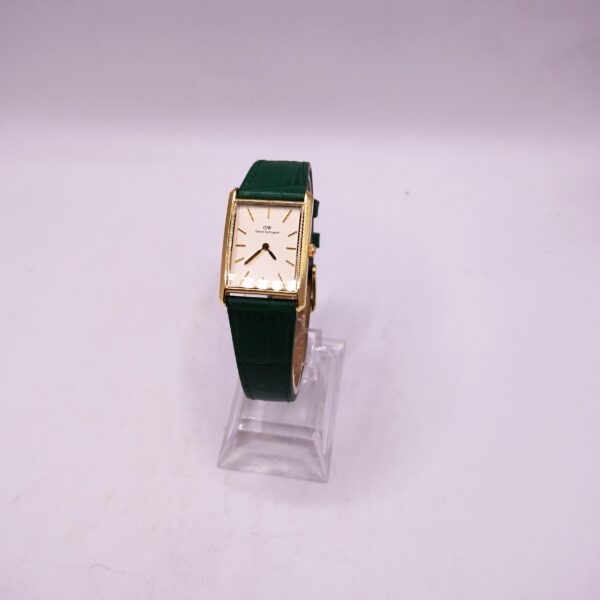 502939 1 scaled RELOJ DANIEL WELLINGTON ESFERA DORADA CORREA PIEL VERDE