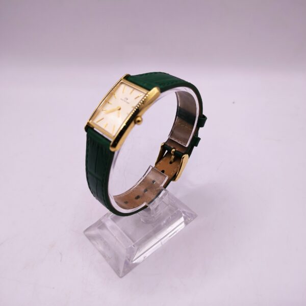 502939 3 scaled RELOJ DANIEL WELLINGTON ESFERA DORADA CORREA PIEL VERDE