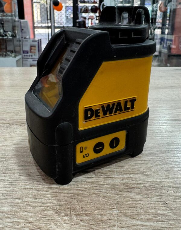 502944 2 NIVEL LASER DEAWALT DW088 + ACC + MALETIN