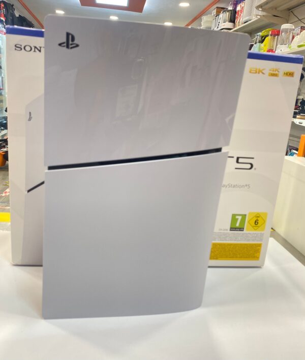 503429 3 CONSOLA SONY PS5 SLIM LECTOR DE DISCO 1TB + CABLES + CAJA *NO INCLUYE MANDO*