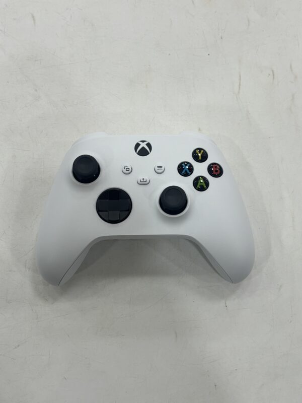 503785 2 scaled CONSOLA XBOX SERIES S 512GB + CAJA Y ACC