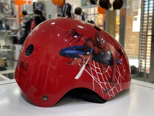 IMG 1106SAMU211024 38 scaled CASCO DE SKATE SPIDERMAN 3 ROJO 53-55 CM