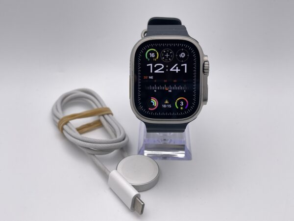 IMG 1905SAMU281024 67 scaled APPLE WATCH ULTRA 1 49 MM LTE/GPS A2684 TITANIO CON CABLE DE CARGA