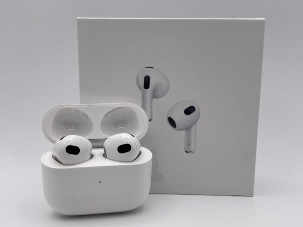 IMG 2268SAMU301024 147 scaled AURICULARES AIRPODS 3º GENERACIÓN A2897 CON CAJA