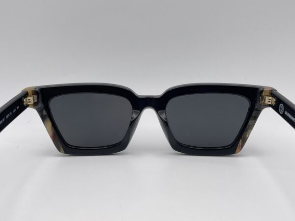 IMG 9834SAMU071024 35 scaled GAFAS DE SOL BURBERRY B4392-U NEGRAS