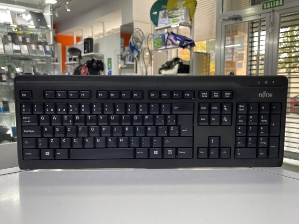 IMG 9930SAMU081024 12 scaled TECLADO USB FUJITSU KB410 NEGRO