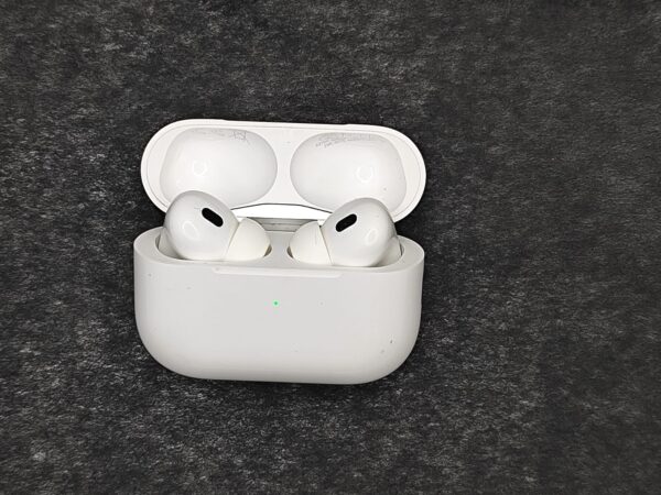 Imagen de WhatsApp 2024 10 02 a las 13.16.02 2b540263 APPLE AIRPODS PRO 2ª GEN A2700 + CAJA