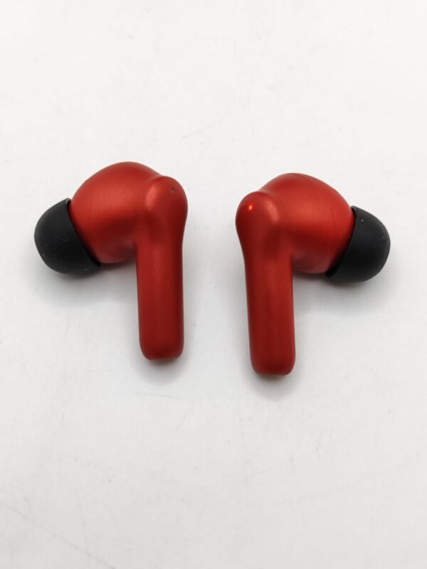 Imagen de WhatsApp 2024 10 04 a las 13.57.42 b202f71b AURICULARES VIETA PRO MUTE 2 ROJO