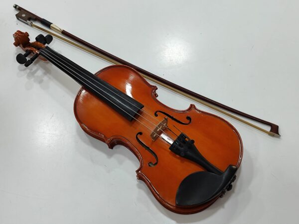 Imagen de WhatsApp 2024 10 07 a las 12.39.48 74c1f121 VIOLIN STRABELLA 1/2 CON ARCO