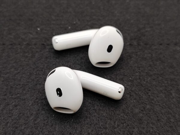 Imagen de WhatsApp 2024 10 26 a las 13.51.08 1896c955 APPLE AIRPODS 4 GEN ANC CON CANCELACION *A ESTRENAR*