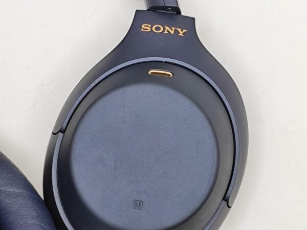 Imagen de WhatsApp 2024 10 31 a las 17.03.25 128fc083 AURICULARES INALAMBRICOS SONY WH-1000XM4 AZUL MARINO + CAJA + ACC