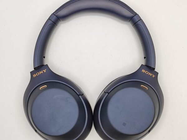 Imagen de WhatsApp 2024 10 31 a las 17.03.25 340e260e AURICULARES INALAMBRICOS SONY WH-1000XM4 AZUL MARINO + CAJA + ACC