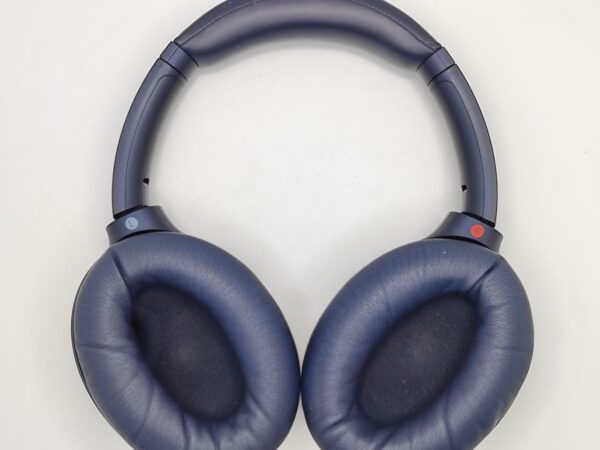 Imagen de WhatsApp 2024 10 31 a las 17.03.25 661966a7 AURICULARES INALAMBRICOS SONY WH-1000XM4 AZUL MARINO + CAJA + ACC