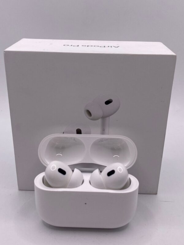 WhatsApp Image 2024 09 27 at 12.01.18 AURICULARES AIRPODS PRO 2 USB C + CABLE + CAJA