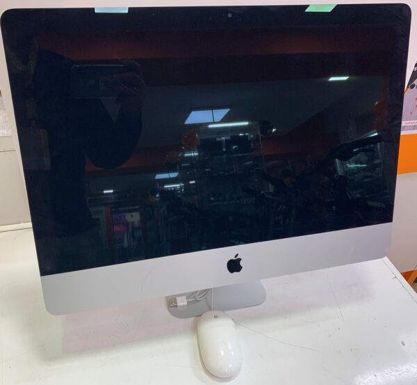 WhatsApp Image 2024 10 15 at 12.28.45 IMAC A1418 2017 21.5" CORE I5 2.3 GHZ 8GB 1TB HDD + ACC