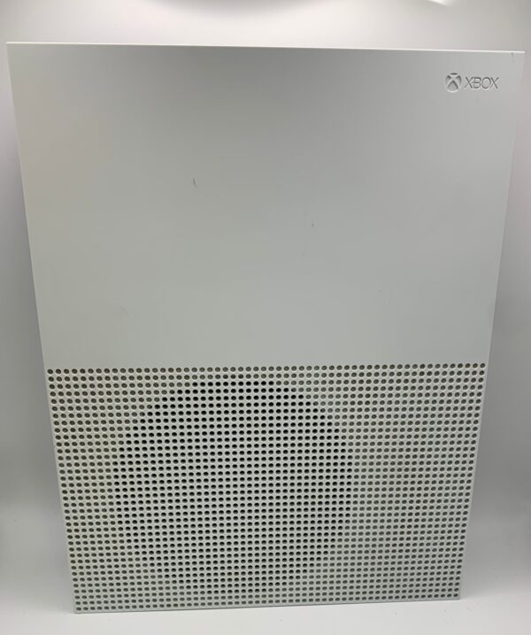 WhatsApp Image 2024 10 23 at 17.54.14 CONSOLA XBOX ONE S 500GB + MANDO (NO ORIGINAL) + CABLES