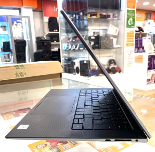 WhatsApp Image 2024 10 24 at 11.26.09 2 PORTATIL DELL PRECISION 5550 I7 10850H 2.70GHZ/32GB/512 GB SSD M.2/NVIDIA QUADRO T1000 + CARGADOR