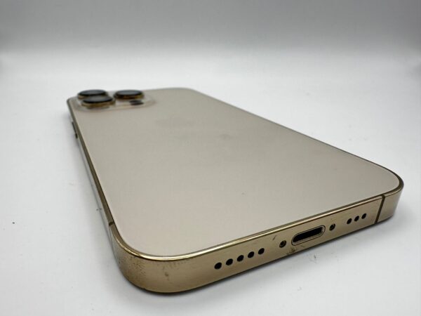 WhatsApp Image 2024 10 25 at 11.28.51 IPHONE 13 PRO 256GB DORADO 100 BAT + CAJA Y CARGADOR