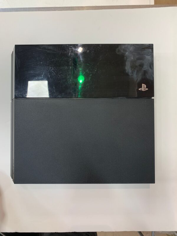 WhatsApp Image 2024 10 26 at 11.04.17 CONSOLA SONY PS4 FAT 1TB + CABLES