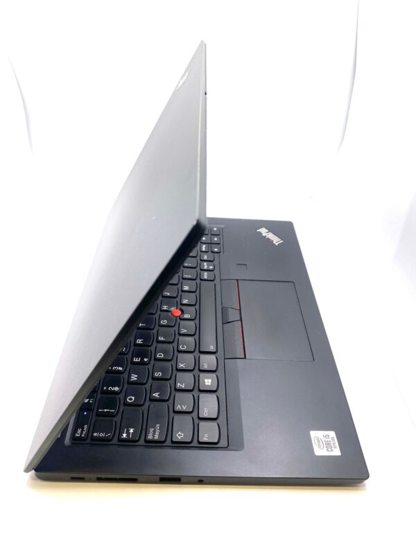 WhatsApp Image 2024 10 28 at 10.57.17 PORTATIL LENOVO THINKPAD L13 I5-10210U / 8 RAM / 256SSD + CARGADOR