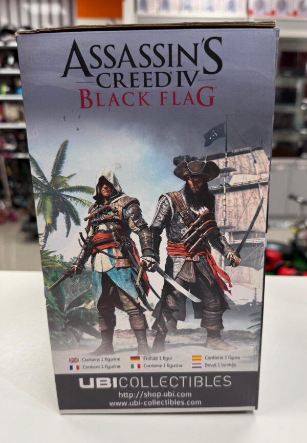 15 U506298 2 scaled FIGURA ASSASINS CREED BLACK FLAG * BLACKBEARD: THE LEGENDARY PIRATE + CAJA