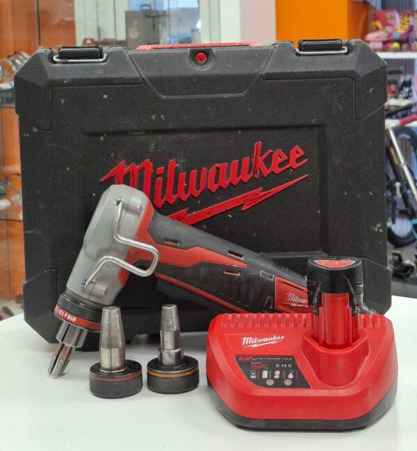 15 u497539 1 EXPANDIDORA DE TUBO MILWAUKEE C12 PXP + 2 BATERIAS + CARGADOR + MALETIN