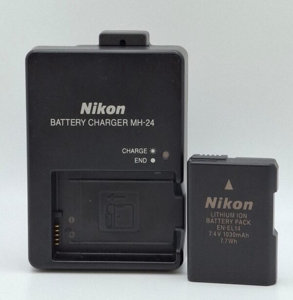 15 u509199 1 CARGADOR PARA NIKON MH-24 + BATERIA