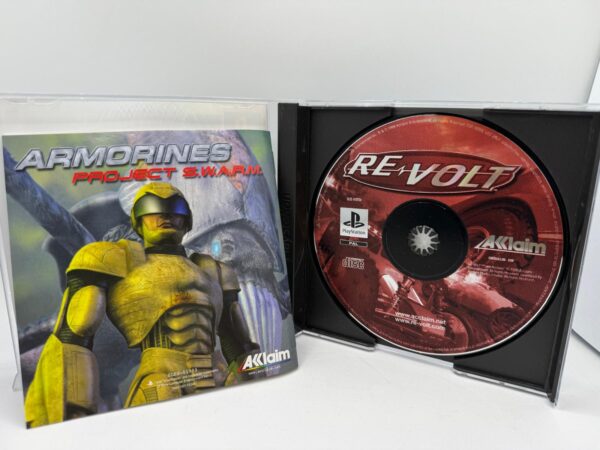 447998 3 VIDEOJUEGO PS1 REVOLT