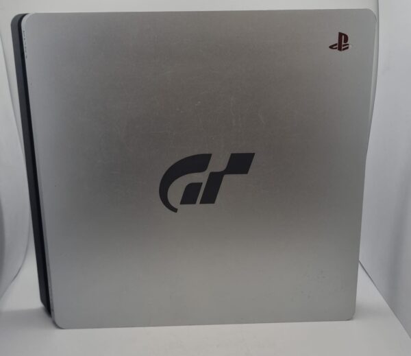 495182 2 CONSOLA PS4 SLIM 1TB EDICION GRAN TURISMO PLATA + CABLE (SIN MANDO)