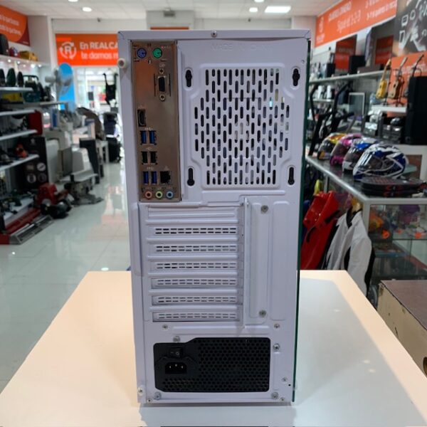 496344 4 PC SOBREMESA AMD ATHLON 3000G 16GB RAM 1TB HDD + 256GB SSD VEGA 3 GRAPHICS