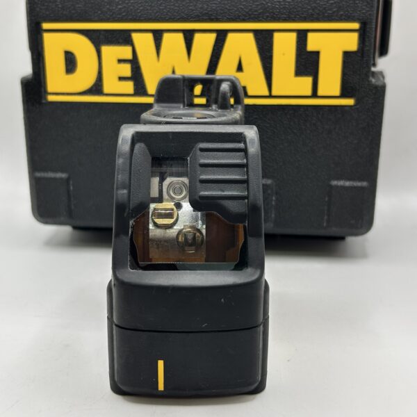 498731 2 scaled NIVEL LASER DEWALT DW088CG LINEA VERDE CON MALETIN