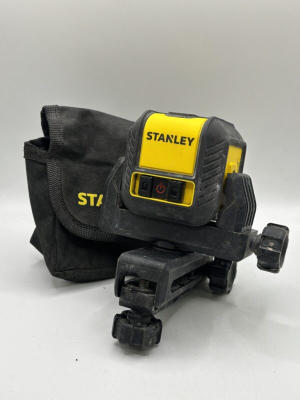 499936 1 scaled NIVEL LASER STANLEY CUBIX STH77498-1 CON FUNDA Y SOPORTE