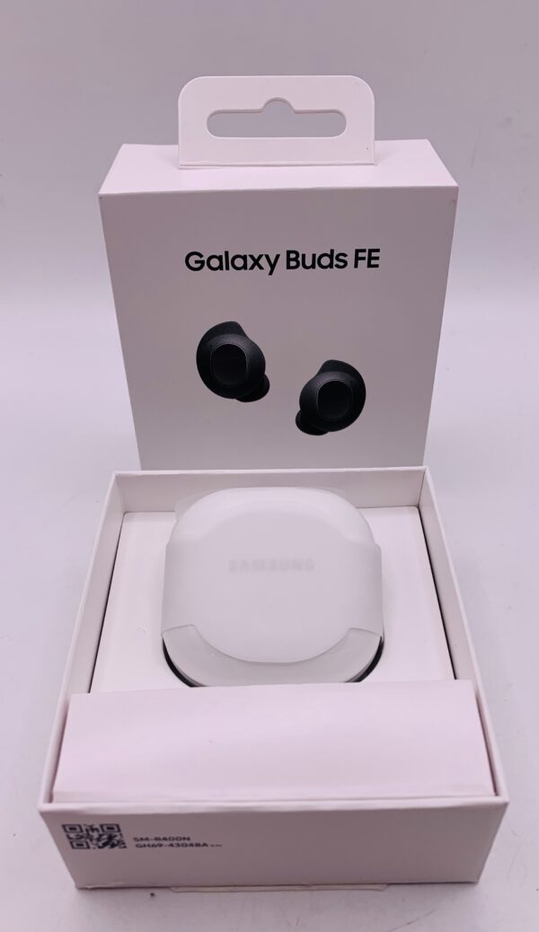 504887 scaled AURICULARES SAMSUNG GALAXY BUDS FE GRAPHITE *A ESTRENAR*