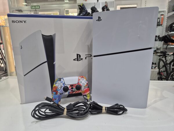 504957 1 CONSOLA PS5 SLIM 1TB CON DISCO + CAJA + ACC