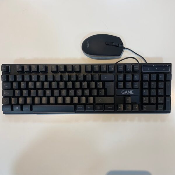 504973 1 TECLADO + RATON GAME PKM220