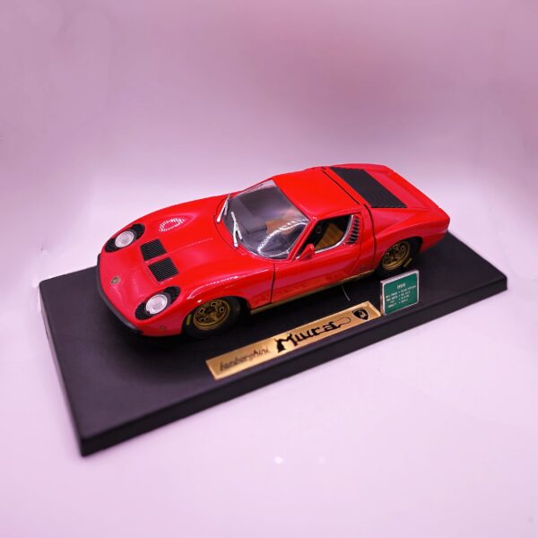 505008 scaled COPCHE DE COLECCION BERTONE LAMBORGHINI MIURA