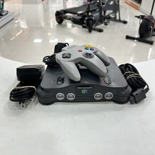 505457 1 scaled CONSOLA NINTENDO 64 CON MANDO Y CABLEADO