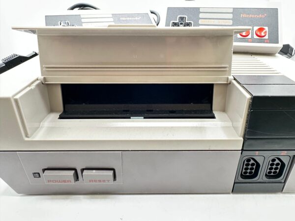 506158 2 CONSOLA NINTENDO NES PAL NES 001