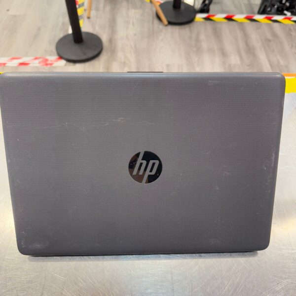 506581 2 PORTATIL HP 240 G7 15" I5 8265U 8GB 256SSD 500HDD + CARGADOR