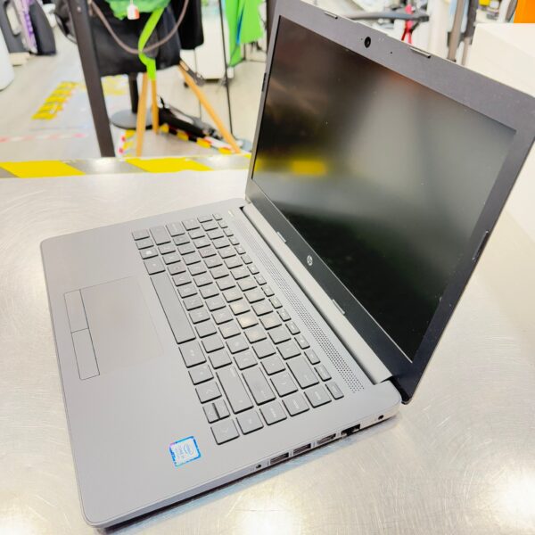 506581 4 PORTATIL HP 240 G7 15" I5 8265U 8GB 256SSD 500HDD + CARGADOR