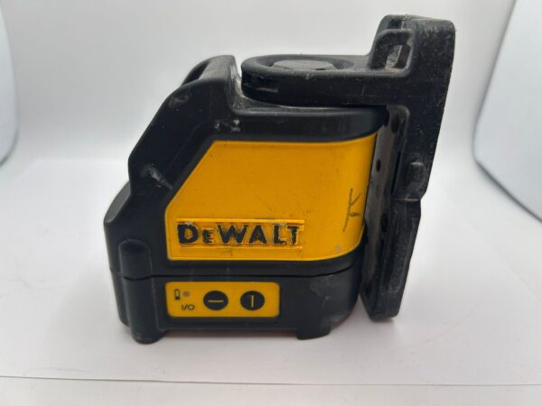 506786 3 NIVEL LASER DEWALT DW088 LUZ ROJA + MALETIN