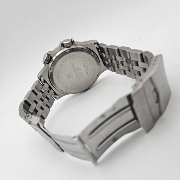 507428 3 1 scaled RELOJ DE CUARZO AEROMATIC 1912 GMT BLANCO LIMITED EDITION 100 UND