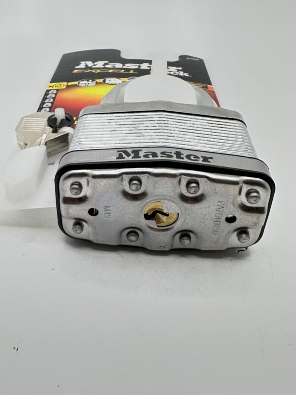 507687 1 CANDADO MASTER LOCK M15DLF A ESTRENAR