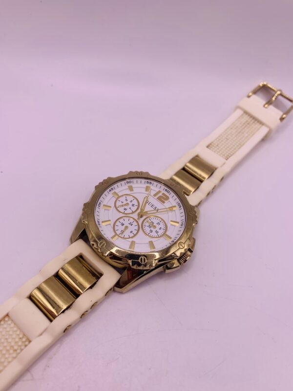 507727 2 scaled RELOJ GUESS W0325L2