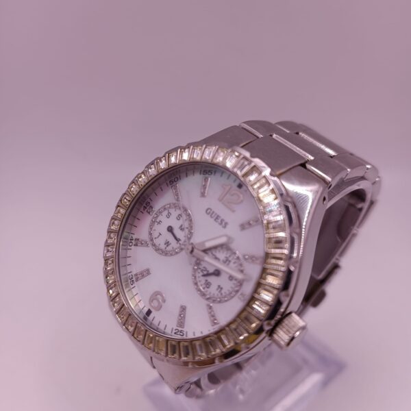 508276 2 RELOJ GUESS W13501L1 ESFERA BLANCA CON PIEDRAS