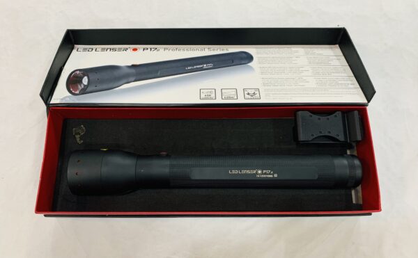 508445 scaled LINTERNA LED LENSER P17.2 + CAJA